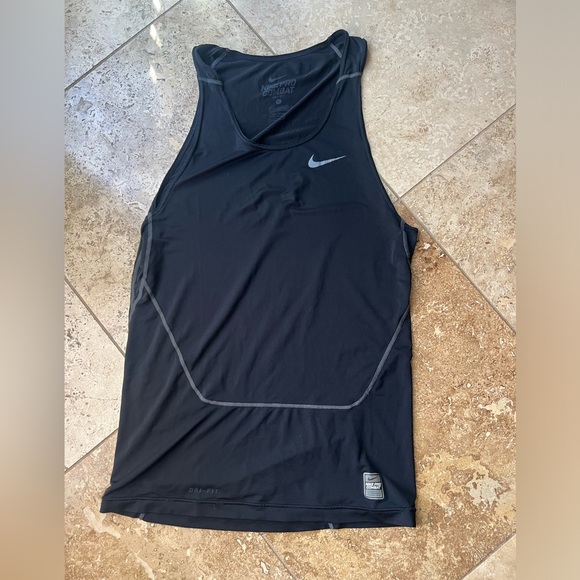 Nike tank top - Picture 1 of 4